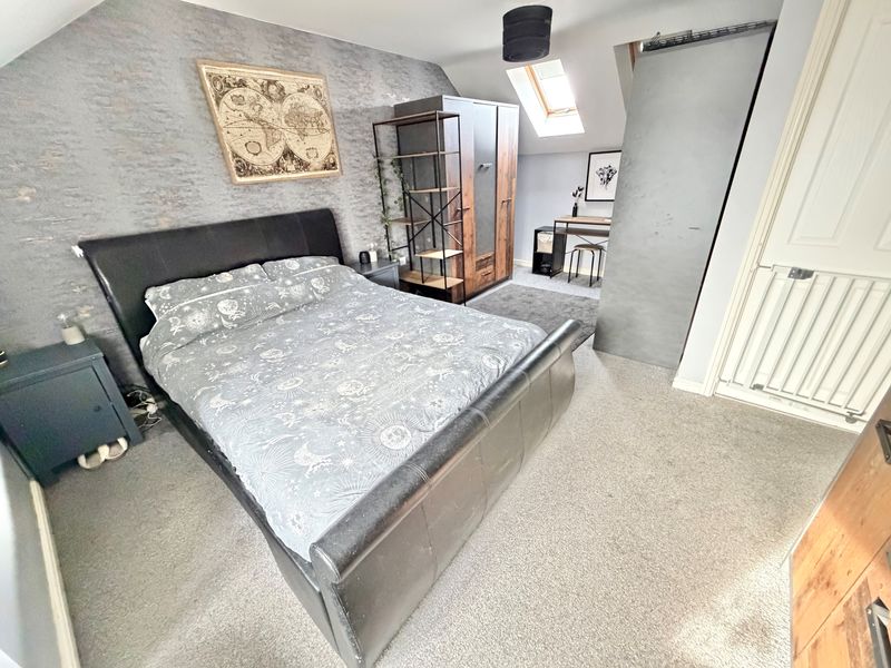 Standingwood Road Rossmore